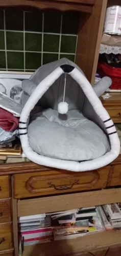 Pet Tent Cave Bed for Cats Small Dogs Self-Warming Cat Tent Bed Cat Hut Comfortable Pet Sleeping Bed Foldable Removable Washable photo review