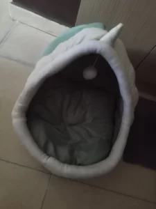 Pet Tent Cave Bed for Cats Small Dogs Self-Warming Cat Tent Bed Cat Hut Comfortable Pet Sleeping Bed Foldable Removable Washable photo review